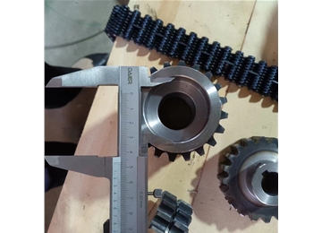 CL08節(jié)距12.7 內導17片齒形鏈條及配套鏈輪